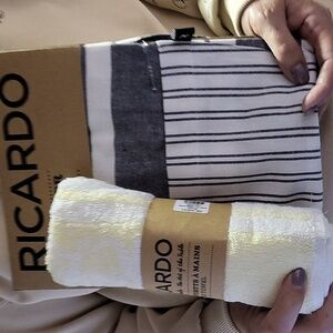 COPY - Apron and towel Ricardo